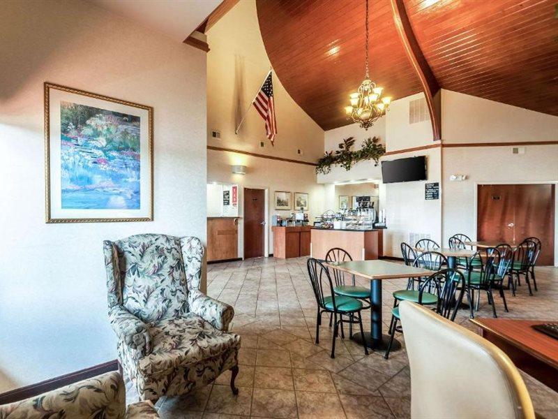 Econo Lodge Inn & Suites Middletown Ngoại thất bức ảnh