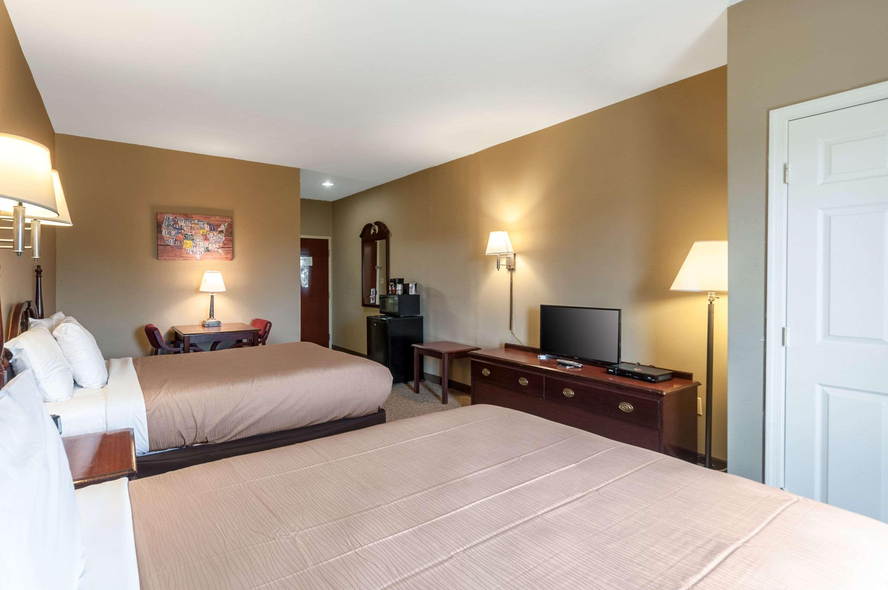 Econo Lodge Inn & Suites Middletown Ngoại thất bức ảnh