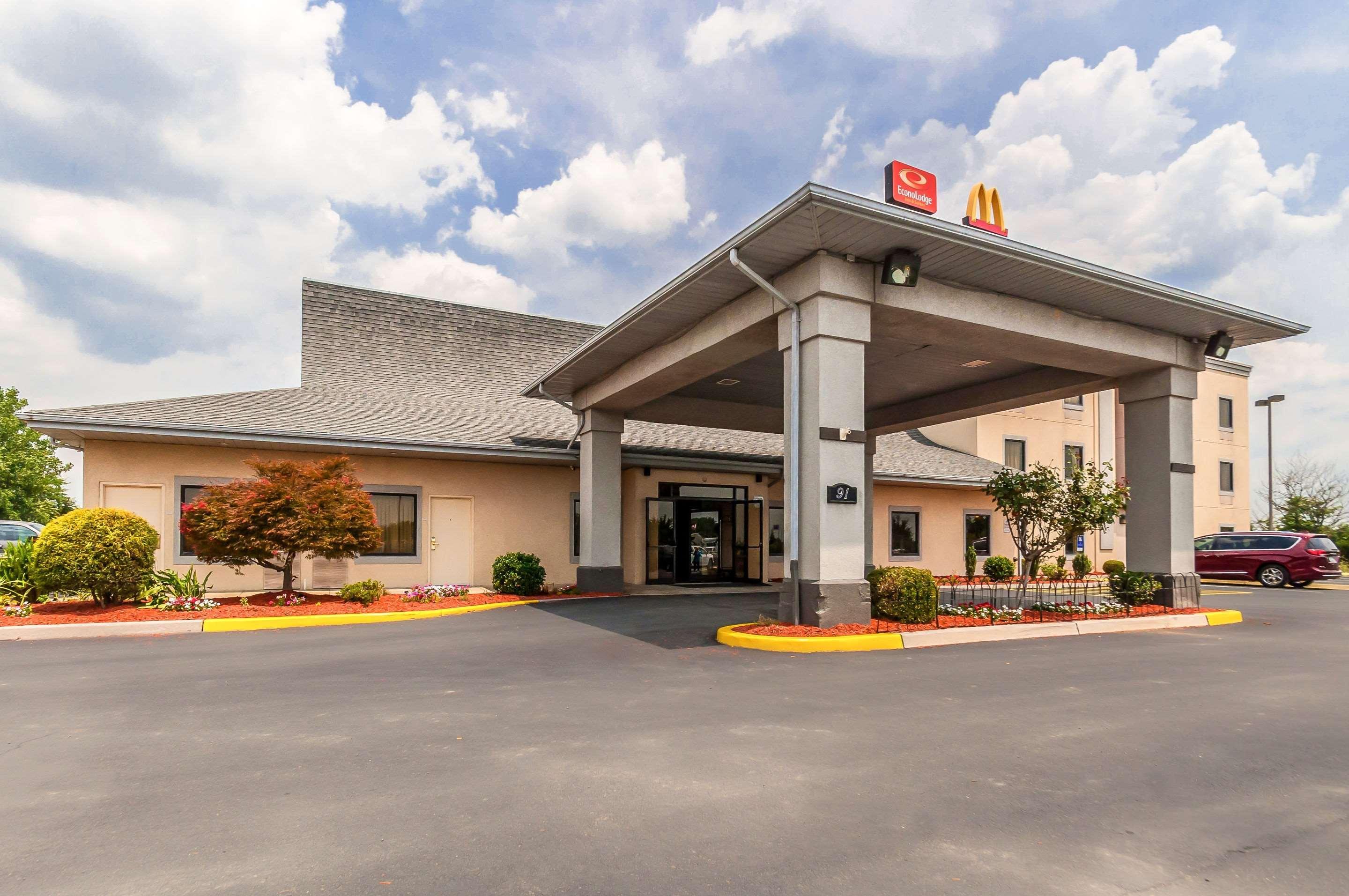 Econo Lodge Inn & Suites Middletown Ngoại thất bức ảnh