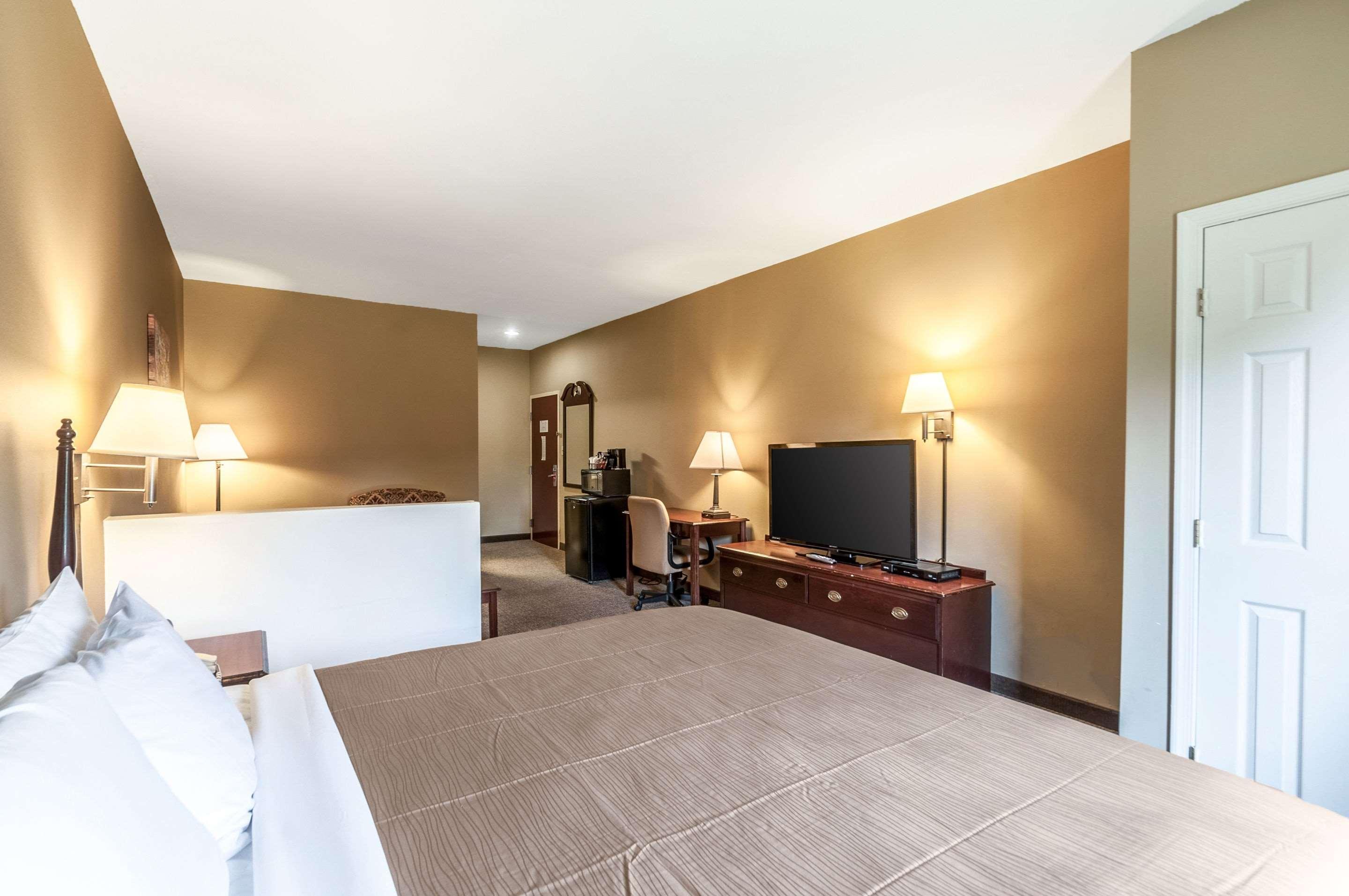 Econo Lodge Inn & Suites Middletown Ngoại thất bức ảnh