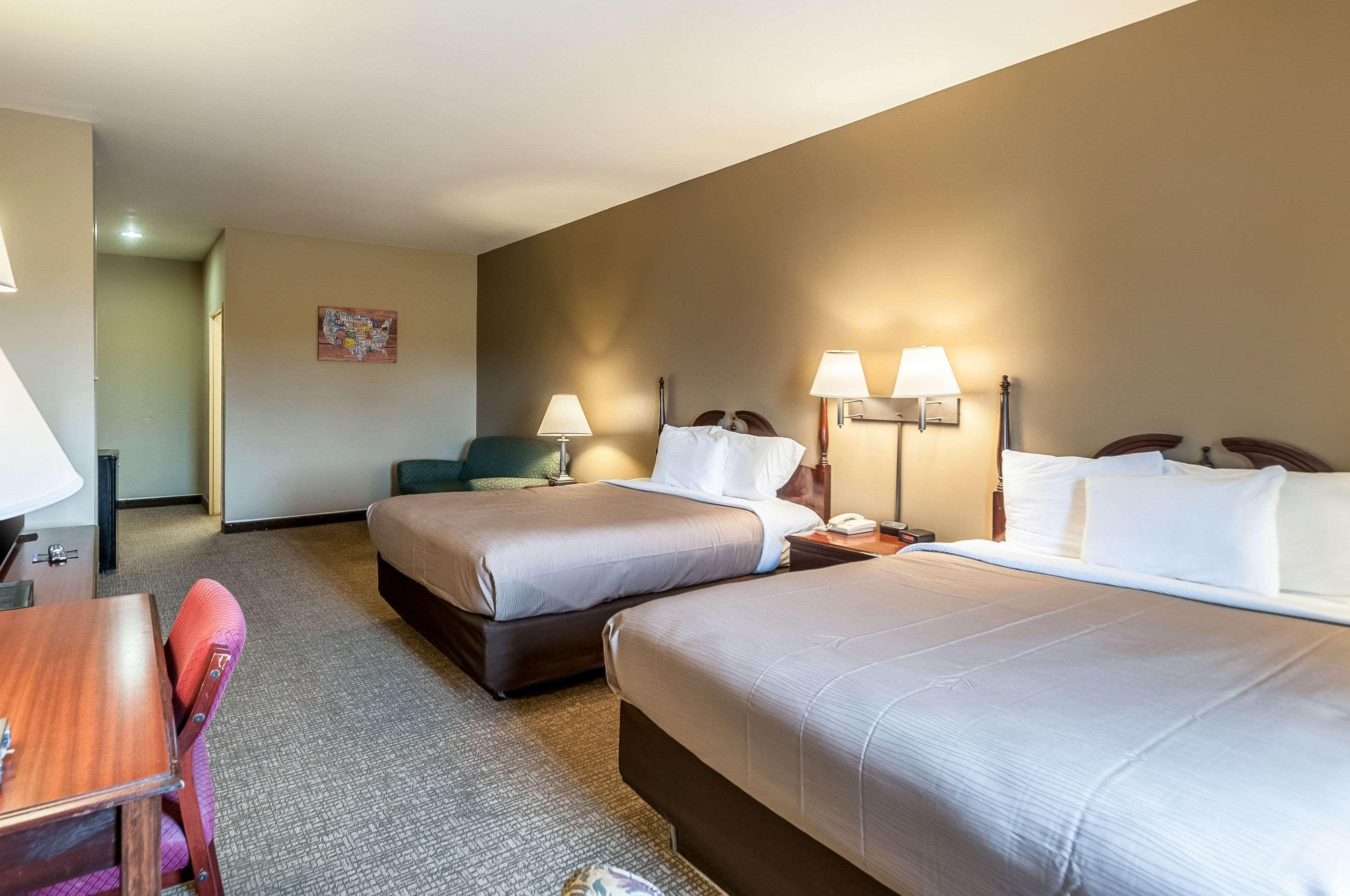 Econo Lodge Inn & Suites Middletown Ngoại thất bức ảnh