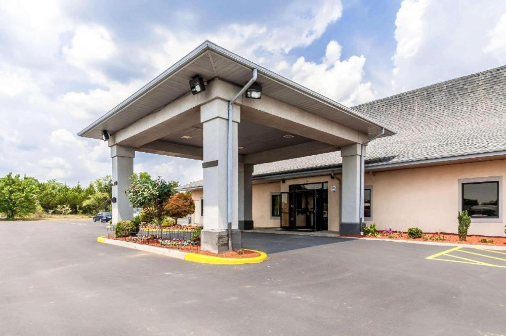 Econo Lodge Inn & Suites Middletown Ngoại thất bức ảnh